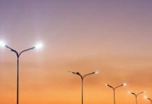 Закарпаттяобленерго – “Чому вдома немає світла, а на вулиці ліхтарі світять?”