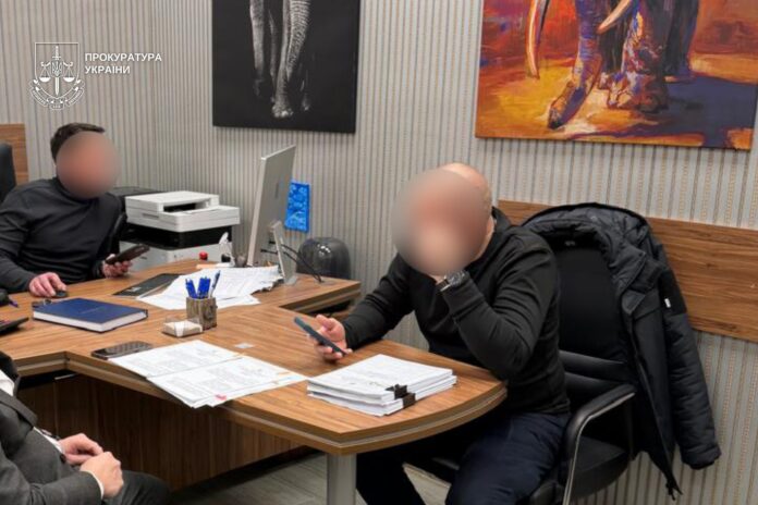 В Ужгороді прокуратура повідомила про підозру приватному нотаріусу