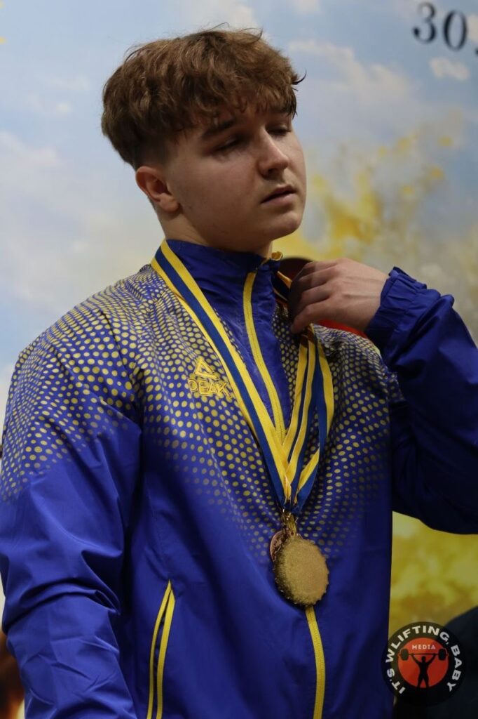 Юний важкоатлет Свалява